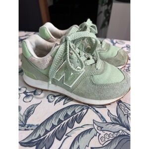 New Balance 574 Kids Sage Green Floral Suede Mesh Sneakers Size 11 US